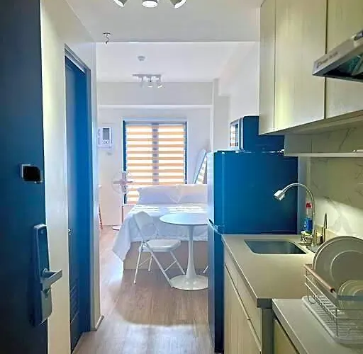 Cebusurestay - The Median Cebu